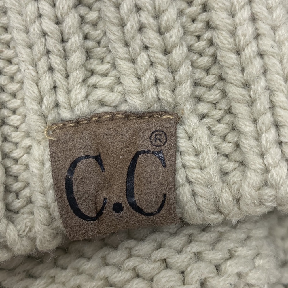 C.C. Exclusives beige neutral chunky knit beanie hat - Picture 6 of 6